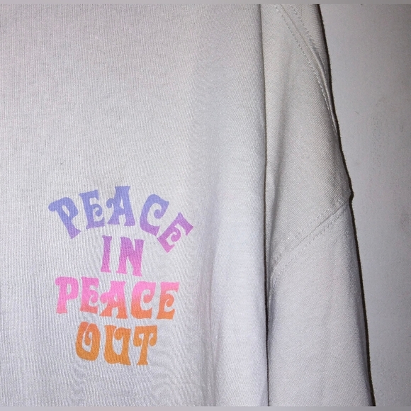 Old Navy Loose Vintage Long Sleeve Graphic T Shirt size XL Beige New w/ Tags - Picture 13 of 14